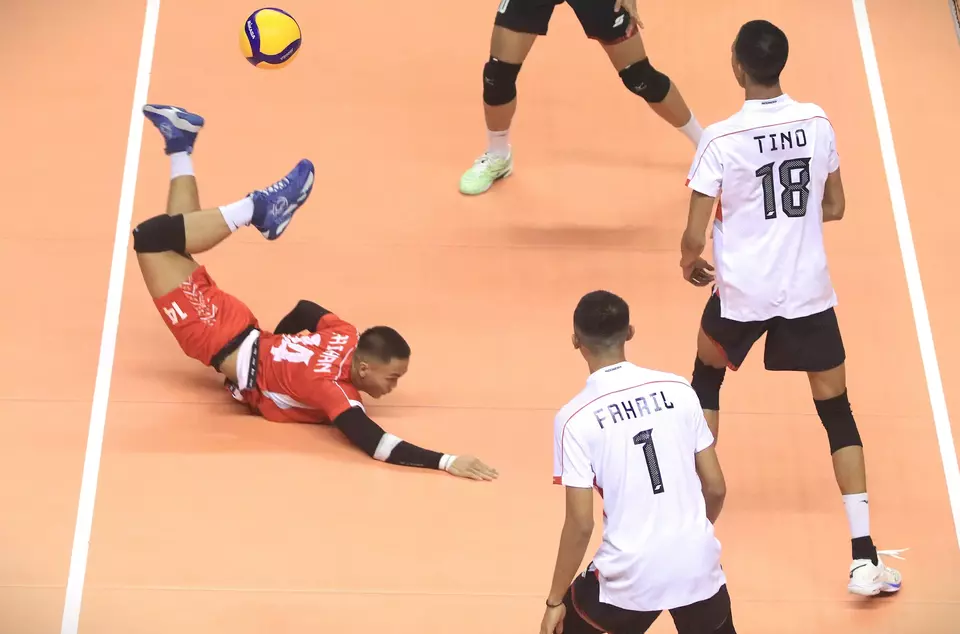 Timnas bola voli putra Indonesia dikalahkan Jepang 0-3 (26-28, 22-25, 21-25) pada babak delapan besar Kejuaraan Bola Voli Asia U-20 atau AVC Asian Men's U20 Volleyball Championship (AVC U-20 2024) di Jawa Pos Arena, Surabaya, Jawa Timur, Minggu 28 Juli 2024.